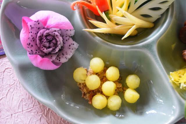 เทศกาลช้าวแช่ อาหารแห่งความวิจิตร บรรจง จากห้องอาหารศิลาดล โรงแรมสุโขทัย ถนนสาทร กรุงเทพ