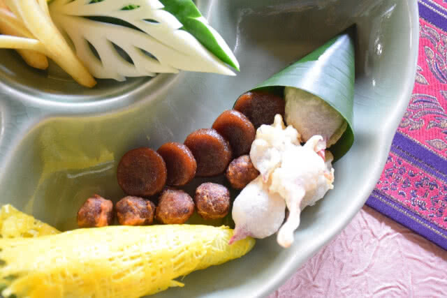 เทศกาลช้าวแช่ อาหารแห่งความวิจิตร บรรจง จากห้องอาหารศิลาดล โรงแรมสุโขทัย ถนนสาทร กรุงเทพ