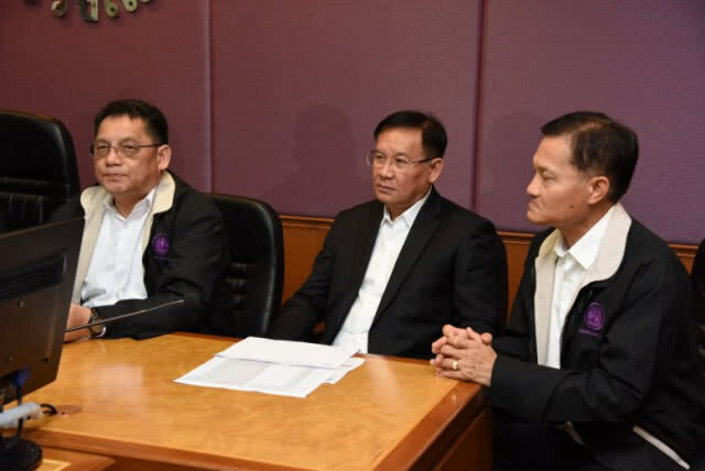 "บิ๊กอู๋" แถลงพอใจผลขึ้นทะเบียนต่างด้าว 96 %