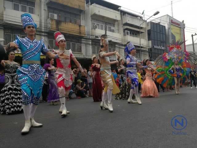 ยิ่งใหญ่ ขบวนหมอลำคาร์นิวัล 2018