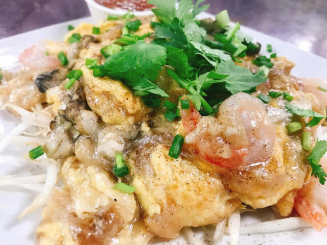 ครัวน้าคม : ชวนออเจ้ามากินออส่วนหอยนางรมกุ้งสด