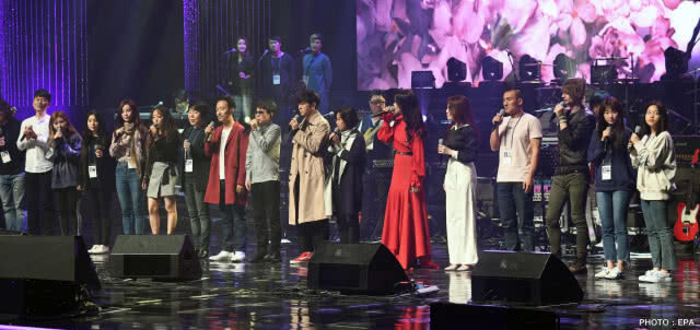"คิม จอง อึน" ชมคอนเสิร์ตศิลปิน K-POP