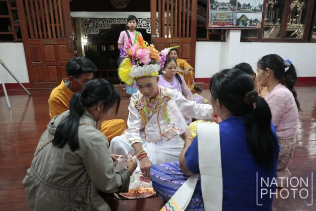 เริ่มแล้วประเพณีปอยส่างลอง