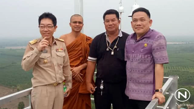 คนแห่เดินสกายวอล์ค จุดชมวิวแห่งใหม่สระแก้ว! นมัสการรอยพระพุทธบาท-ถ้ำพญานาค