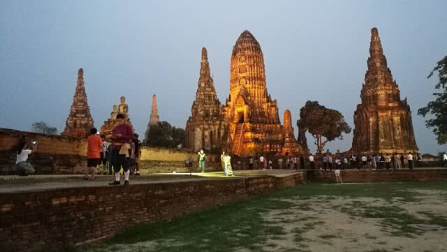 เนรมิตอยุธยารับกระแสออเจ้าคาดคนแน่นอีกยาว