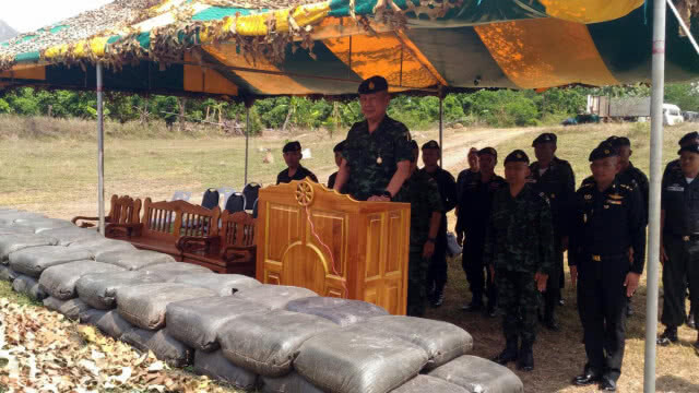 ทหารทำลายทุ่นระเบิดสังหารบุคคล-กระสุนปืนใหญ่ในพื้นที่คลองหาดจำนวนมาก
