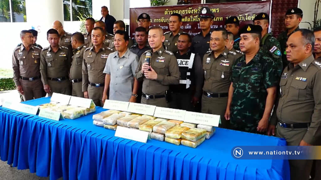 ด่านชุมพรจับผู้ต้องหาขนยาบ้า-ไอซ์ มูลค่ากว่า 65 ล้านบาท