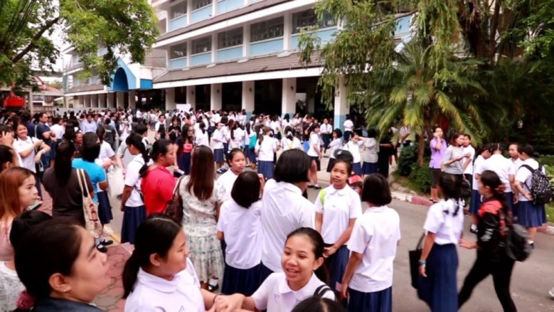 โรงเรียนดังแข่งขันสูง!
รับ ม.1 เงื่อนไขพิเศษ 
สพฐ.ถก ป.ป.ช.ระดมทรัพยากร