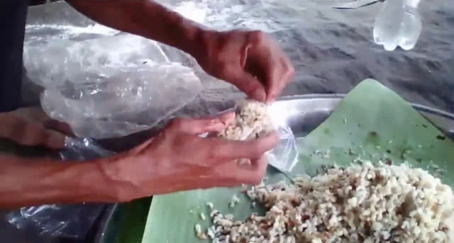 ฮิตจนแหย่ไม่ทันขาย! "ไข่มดแดง" ยอดจองอื้อ(คลิป)