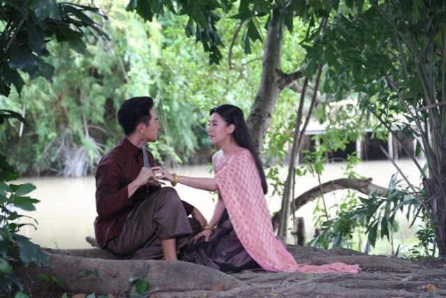 บุพเพสันนิวาส ตอนที่14 คืนนี้!! ออเจ้าเตรียมฟินฉากโล้สำเภากันเถิดหนา