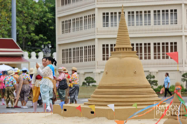 ชวนออเจ้าแต่ง "พี่หมื่น-แม่การะเกด" เที่ยวงาน "เถลิงศกสุขสันต์ มหาสงกรานต์ ตำนานไทย"(ภาพ+คลิป)