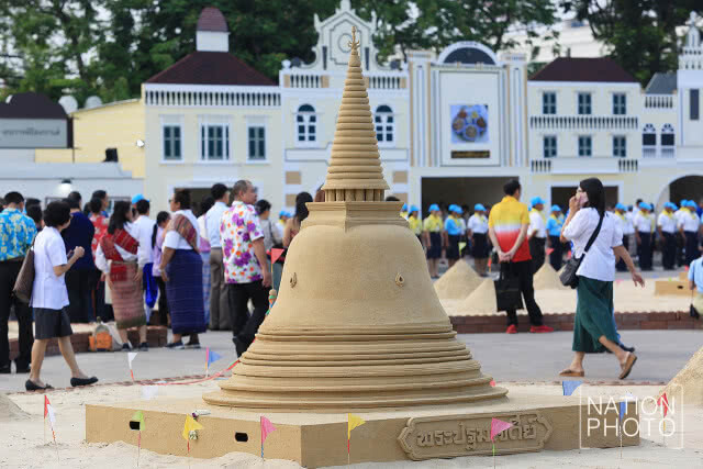 ชวนออเจ้าแต่ง "พี่หมื่น-แม่การะเกด" เที่ยวงาน "เถลิงศกสุขสันต์ มหาสงกรานต์ ตำนานไทย"(ภาพ+คลิป)