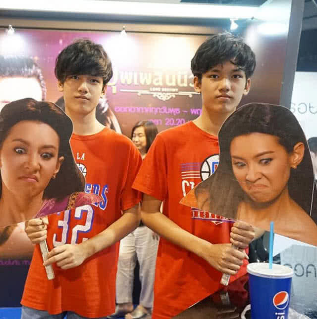 ลูกแฝด "พี่หมื่น-การะเกด" หล่อทะลุภพ!!!
