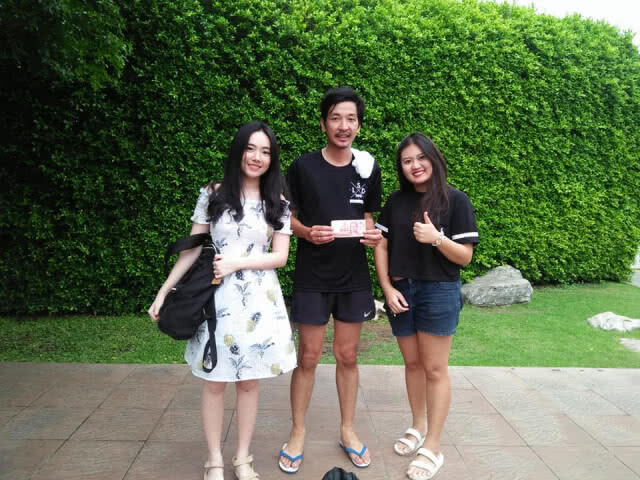 รับไม้ต่อจากพี่ตูน! ครูหนุ่มวิ่งจากกาญฯ สู่ กทม. เรี่ยไรทุนซื้อเครื่องมือแพทย์ให้รพ.ทองผาภูมิ(ภาพ)