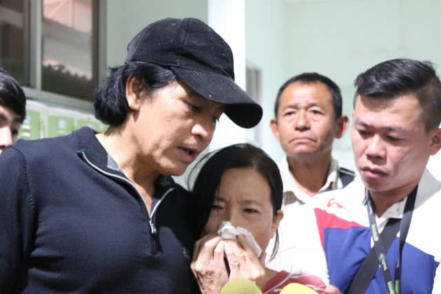 "แม่น้องอิน" ร่ำไห้รับศพ เผยไม่ทราบว่ามาทำอะไรแถวจุดเกิดเหตุ