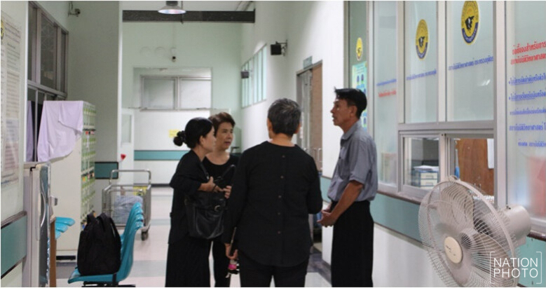 'แม่-ญาติ'รับร่าง'น้องอิน'บำเพ็ญกุศล 'แม่-ญาติ'รับร่าง'น้องอิน'บำเพ็ญกุศล