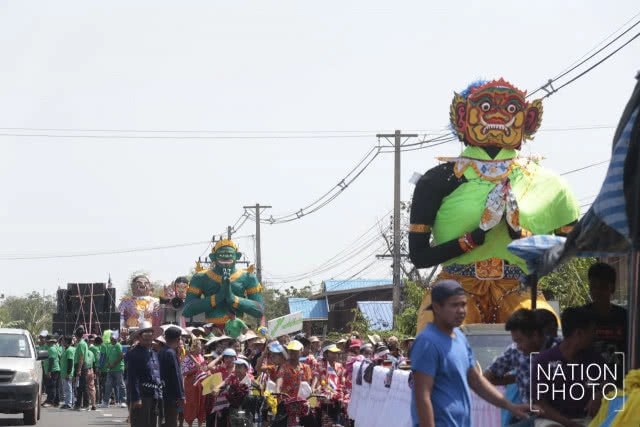 เที่ยวชานุมาน แห่ยักษ์คุ อ.ชานุมาน จ.อำนาจเจริญ