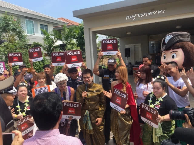 รองผบ.ตร. ติดตู้แดง บ้าน"ปอยฝ้าย มาลัยพร"เจ้าตัวบอกอุ่นใจ ขอรดน้ำดำหัว