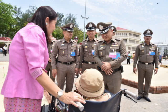 "ศรีวราห์" ลงพื้นที่ตรวจความพร้อมงาน"เถลิงศกมหาสงกรานต์ สืบสาน ตำนานไทย"
