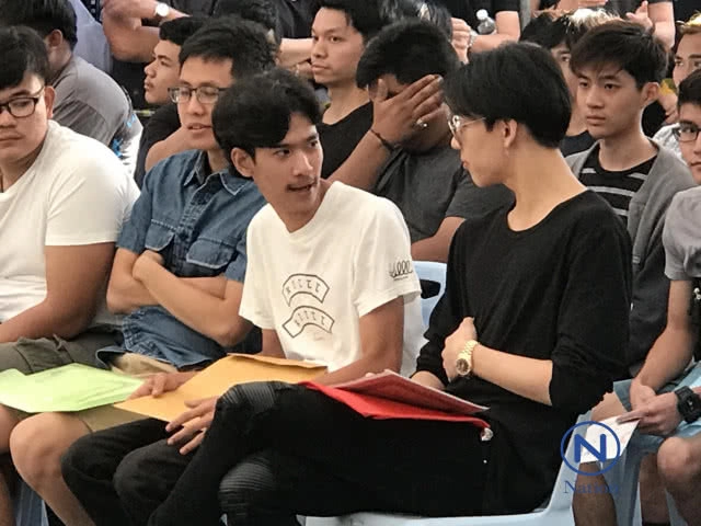 แฟนคลับกรี๊ดสนั่น
"แบมแบม got7"
ร่วมคัดเลือกทหาร แฟนแห่ให้กำลังใจ
เก้า-จิรายุ ยื่นขอผ่อนผัน