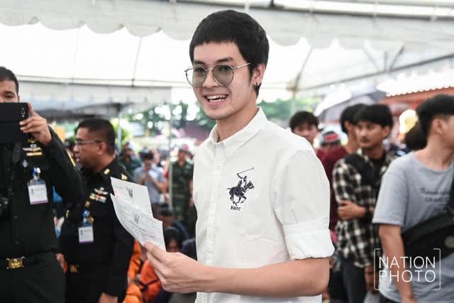 "เก้า-จิรายุ" ขอผ่อนผันทหารรอบ 3 เหตุติดงานและเรียนปริญญาโท