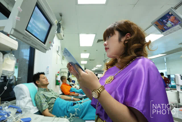 ออเจ้าสภากาชาดไทย ชวนใส่ชุดไทย มาบริจาคเลือด