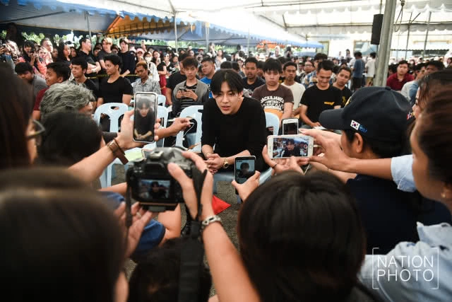 ไม่ผ่อนผัน! "แบมแบม GOT7" รอลุ้นจับใบดำ-ใบแดง