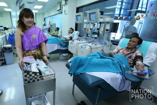 ออเจ้าสภากาชาดไทย ชวนใส่ชุดไทย มาบริจาคเลือด