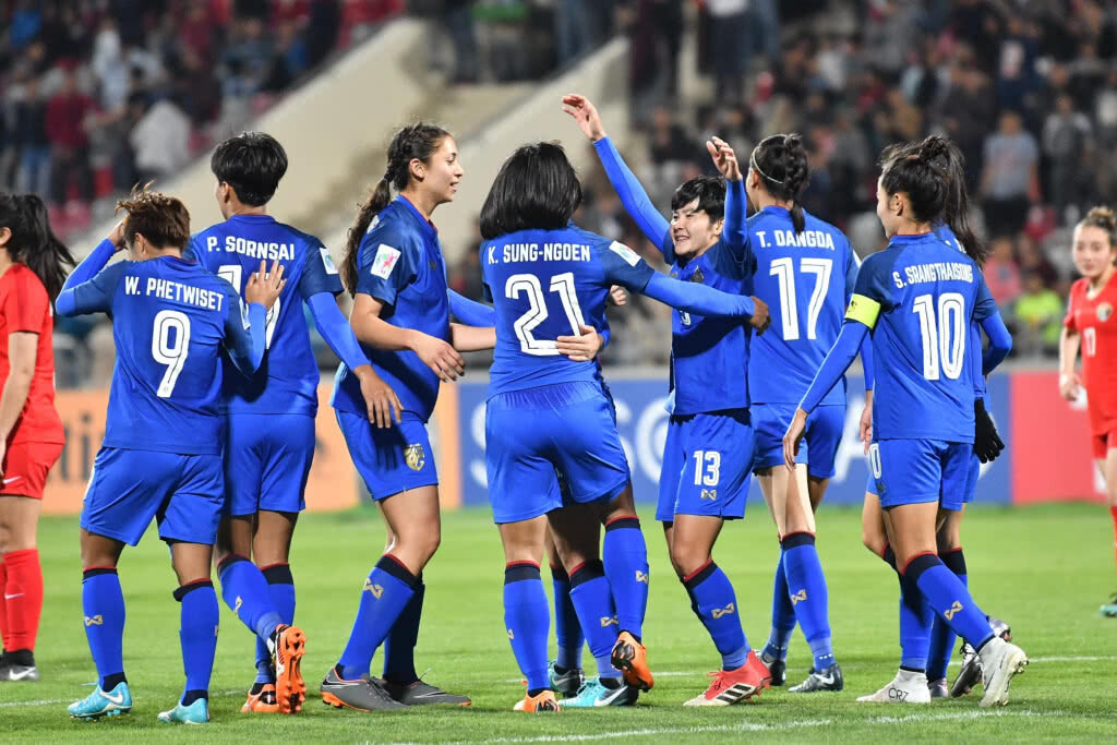 ชบาแก้ว ทำได้! ถล่มจอร์แดน 6-1 ลุ้น ดวลปินส์ นัดชิงตั๋วบอลโลก