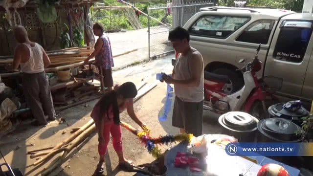 เร่งตกแต่ง "ไม้ค้ำสะหลี" ประเพณีล้านนา