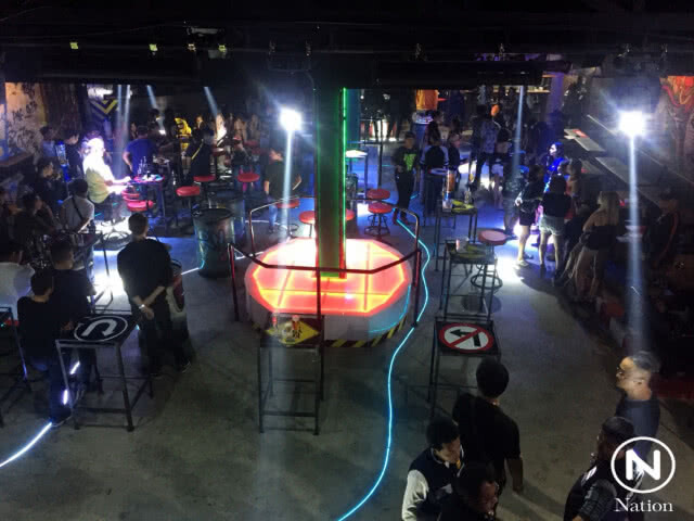 ตรวจผับจัดปาร์ตี้ "เมาไม่จับ ถ้ากลับจับเบิร์น" จับ "กาโต่ย" ดีเจดัง ฉี่ม่วง