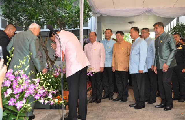 "พล.อ.เปรม" อวยพร นายกฯ ทำงานให้สำเร็จ