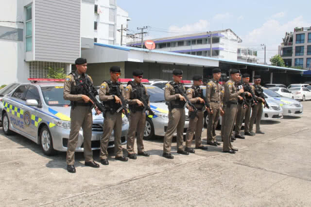 คอมมานโดกองปราบปล่อยแถว จัดชุดจู่โจมรับมือเหตุทะเลาะวิวาท