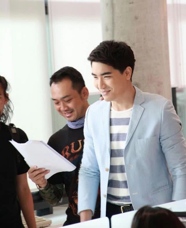 ส่อง! นักแสดง "ศรีปราชญ์" พี่ชาย "หมื่นสุนทรเทวา" แห่งบุพเพสันนิวาส