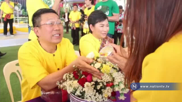 สรงน้ำพระพุทธพระลับเปิดเวทีรำวงสงกรานต์ขอนแก่น