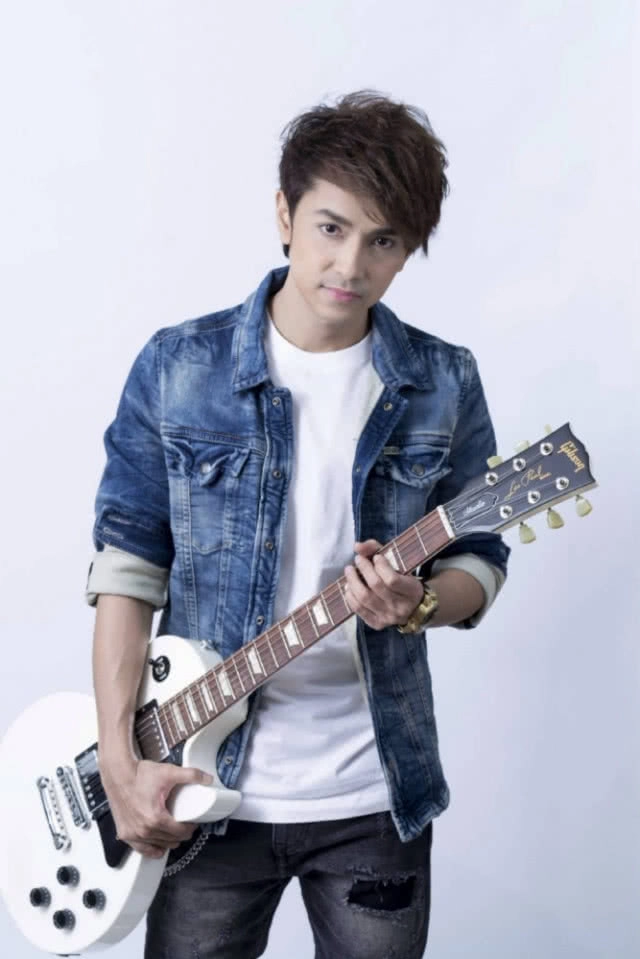 "บิว" พงศ์พิพัฒน์ ร้องเพลงในวัดเจอดี!! 