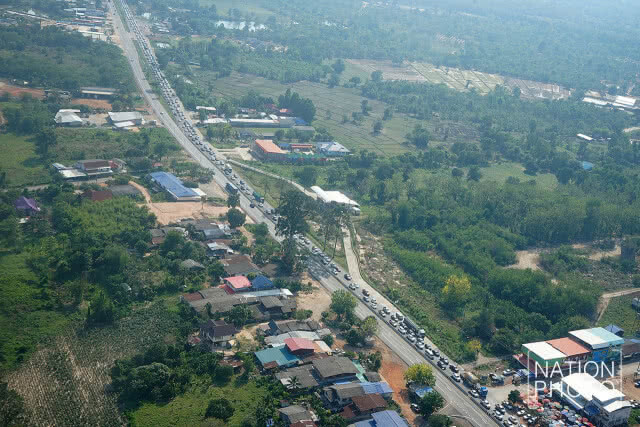 "ศรีวราห์"สำรวจการจราจรเส้นทางกลับบ้านช่วงเทศกาลสงกรานต์