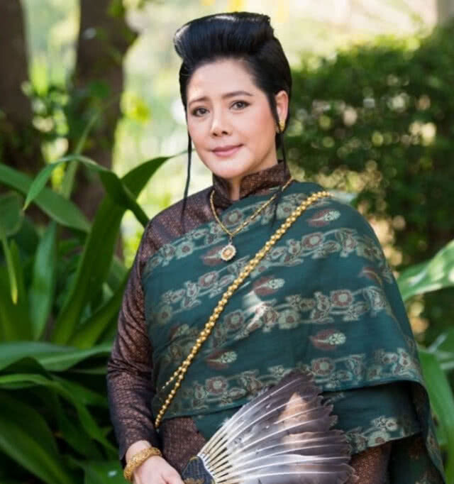 แม่หญิงจำปาไม่ออกงานอีเว้นท์ 'เหมียว' มีคำตอบ?