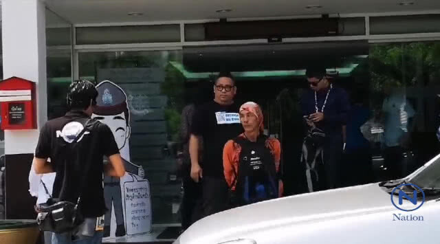 ทำได้ยังไง!
สาวพาหลานแจ้งความ
ถูกพระเปิดโรงแรมลวนลาม
อ้างพาไป"บวช"
