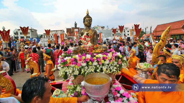 ชาวโคราชพร้อมใจร่วม "แห่พระขอฝน"