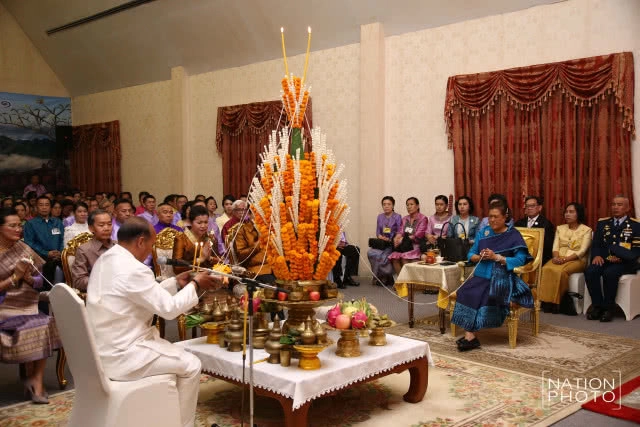 สมเด็จพระเทพฯ เสด็จฯ งานสงกรานต์สถานทูตลาว