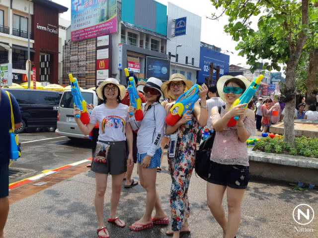เชียงใหม่ คึกคัก! ตร.ดูแลความปลอดภัยเข้ม ไร้กังวล