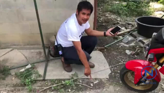 หนุ่มอยากกินมะม่วงเอาตะกร้อไปสอยโดนสายไฟถูกดูดดับรับวันครอบครัว