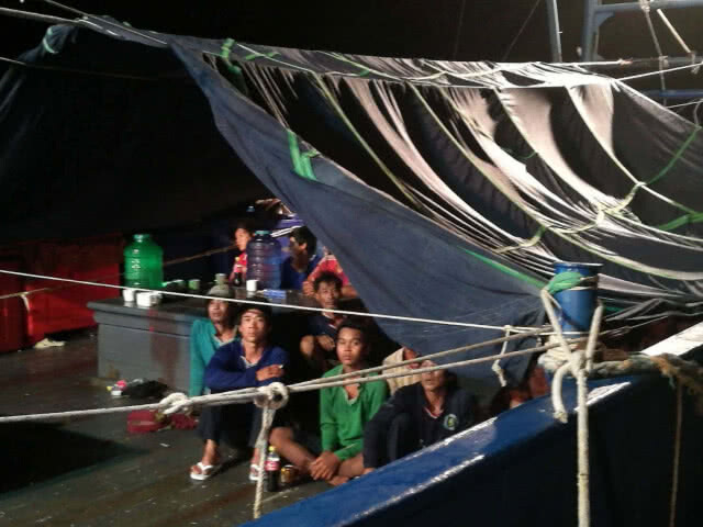 ชุดเฉพาะกิจสนธิกำลัง จับเรือประมงเวียดนามรุกล้ำน่านน้ำไทย
