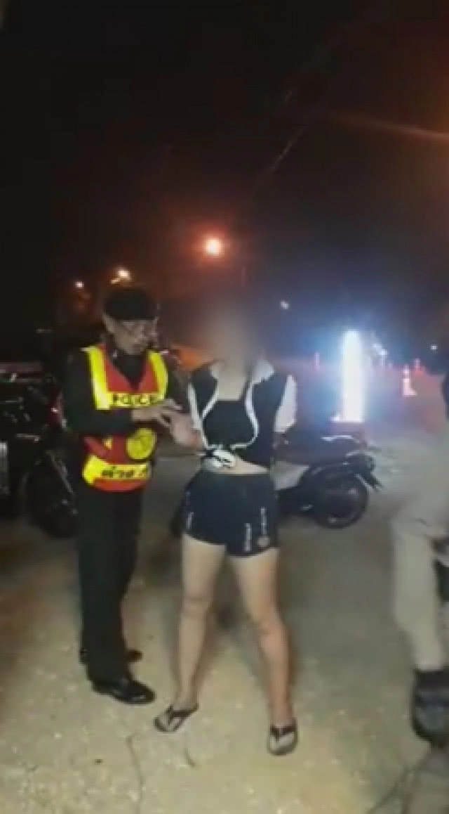 ตร.ชี้สาวหัวร้อนป่วนจุดตรวจ ยอมรับผิดแล้ว สารภาพเมาจนขาดสติ-ห่วงเพื่อนที่ถูกจับ