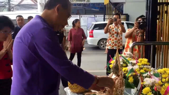 "เหย่บะแวด่อ" สงกรานต์ในเมียนมา สนุกสนานไม่แพ้ไทย