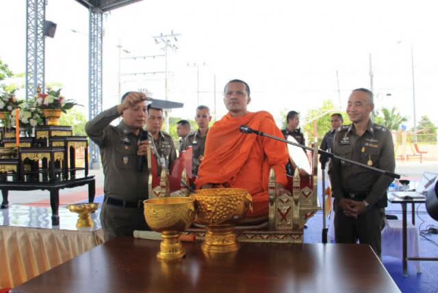 380 ผู้ต้องหา เมาแล้วขับ!
ดื่มน้ำมนต์ถือสัจจะ  หากผิดคำสัตย์มีอันเป็นไปใน 3 วัน