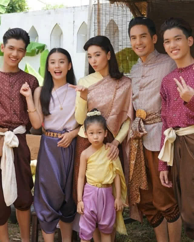 คนชอบ "บุพเพสันนิวาส" ติง อย่าดราม่า