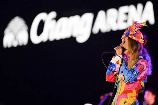 คึกคัก! สงกรานต์บุรีรัมย์ คนร่วมงานกว่า 5.3 แสนคน