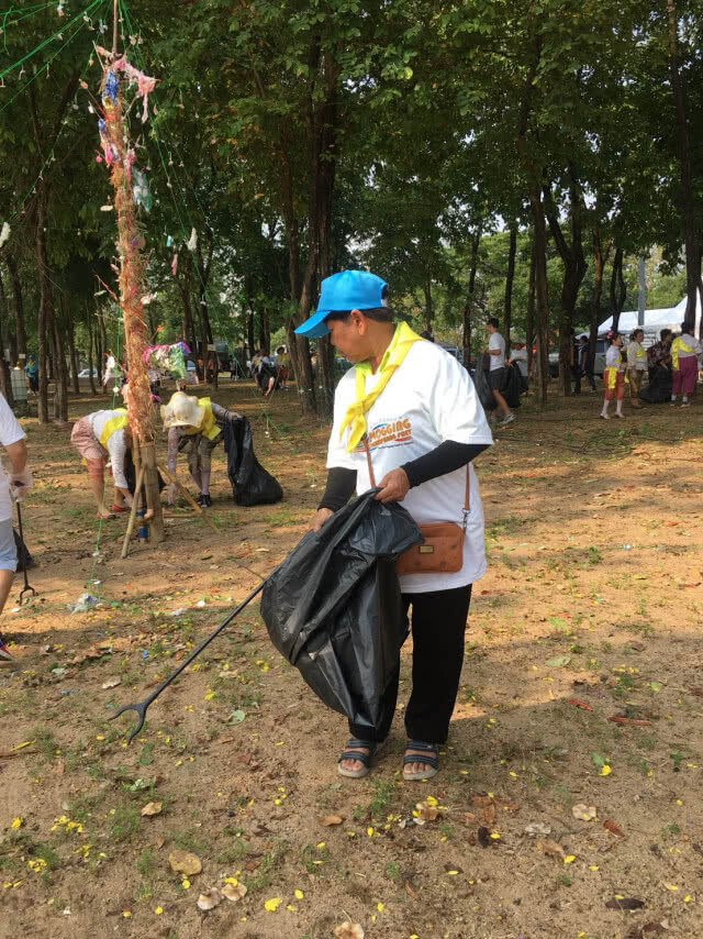 ครั้งแรกของไทย! กิจกรรม Plogging เก็บขยะ ณ เกาะกลางแม่น้ำปิง
